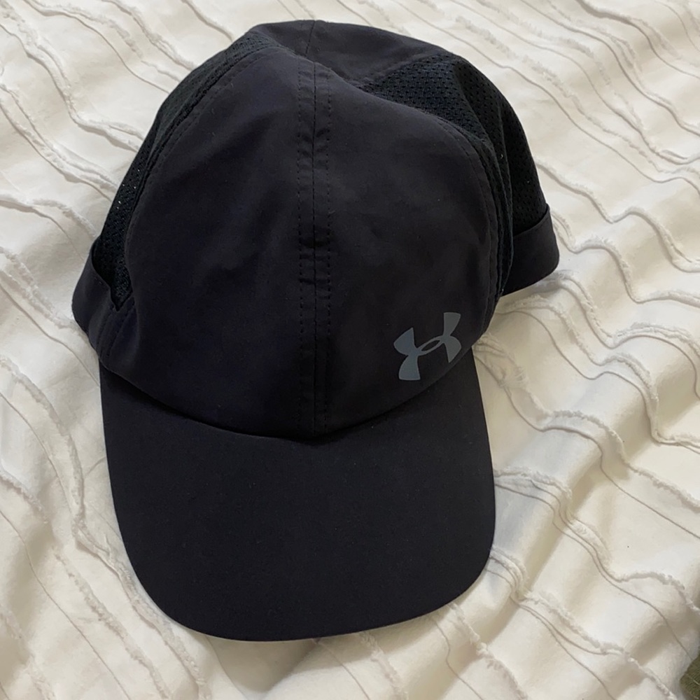 Under armor hat
